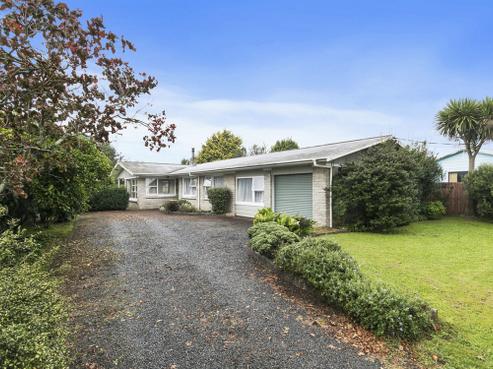 16 Bracken Street, Leamington