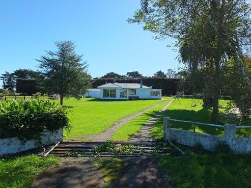 1739 State Highway 1, Himatangi