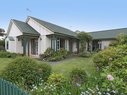 1A Knightsbridge Place, Taradale