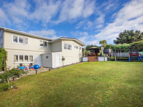 15 Brigitte View, Snells Beach