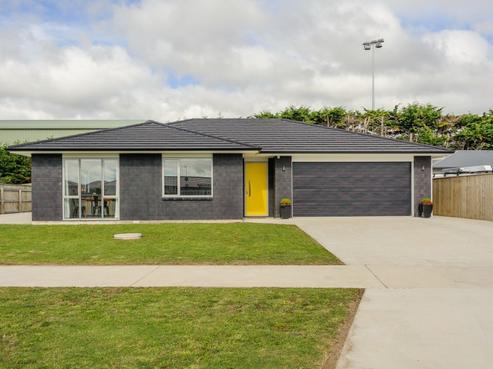 17 Hudson Place, Paraparaumu
