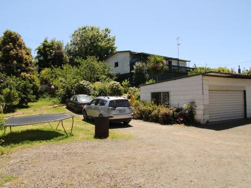 104 Komiti Road, Tinopai