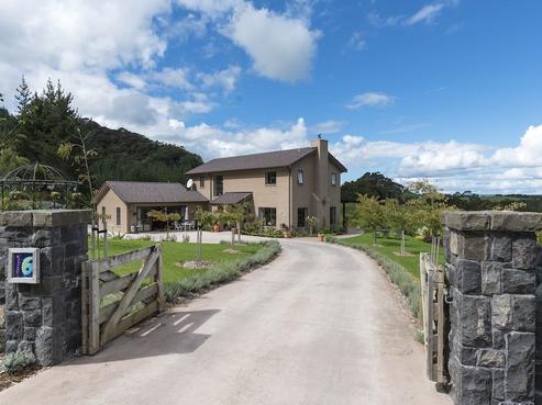 16 Quiet Rise, Matakana