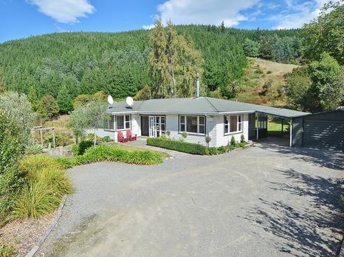 157 Mangarei Road, Bideford