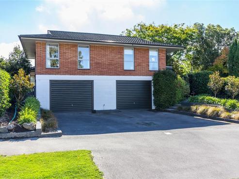18 Dunrobin Place, Avonhead