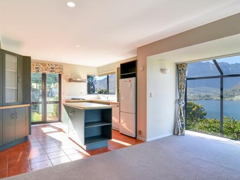 54 Marina Drive, Frankton