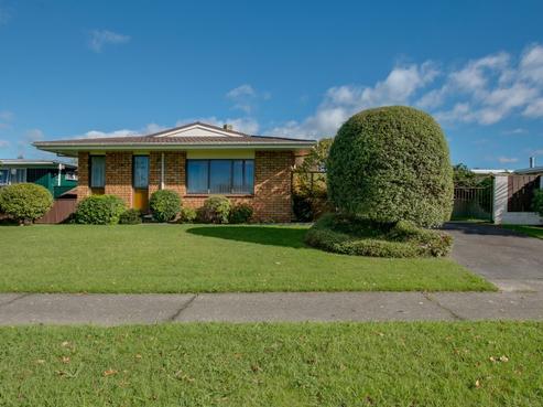 57 Westminster Avenue, Tamatea