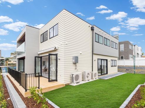 6 Awakirihi Close, Shamrock Park