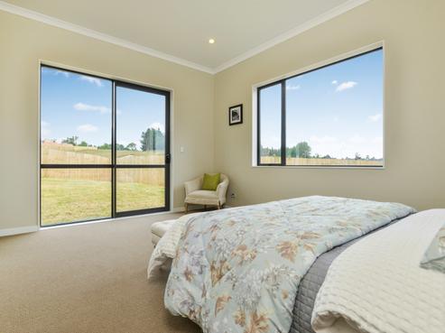 11 Penny Lane, Pukekohe