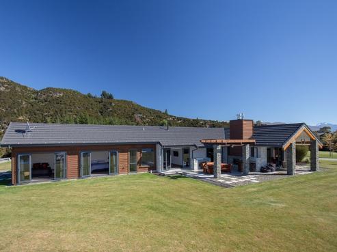 958 Aubrey Road, Albert Town