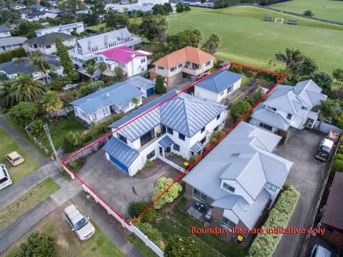 844A East Coast Road, Oteha