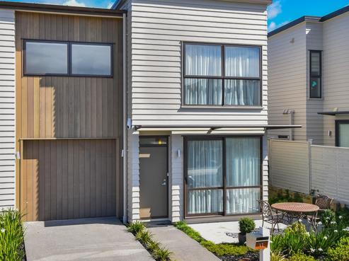 17 Costa Viva Crescent, Karaka