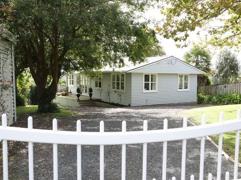 30 School Road, Wellsford