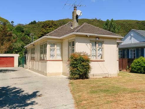 68 Waddington Drive, Naenae