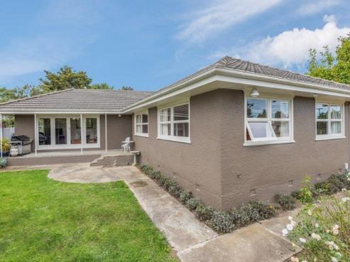 19 Neale Avenue, Stoke