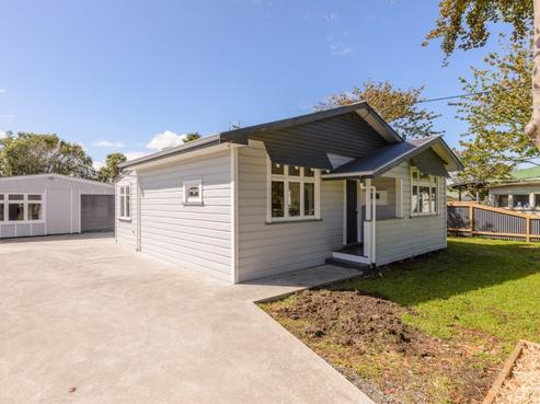 1586 State Highway 3, Feilding