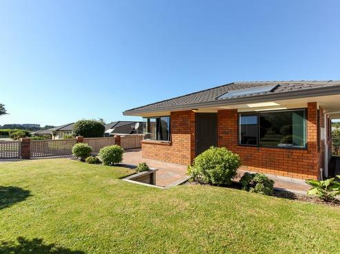 12 Sandel Rise, Merrilands