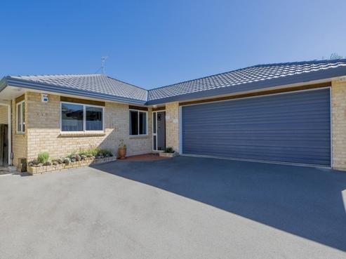 10 Sweetman Avenue, Paraparaumu Beach