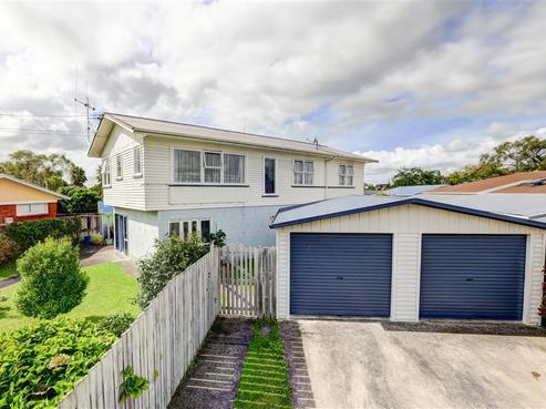 4 Paulette Place, Queenwood