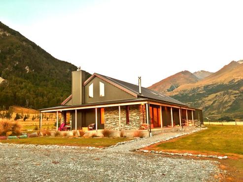 124 Lovers Leap Road, Glenorchy