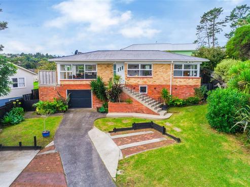 114 Eskdale Road, Birkdale