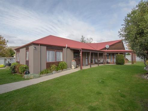 23 Barry Avenue, Cromwell