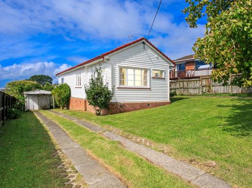 9 Roseberry Avenue, Birkenhead