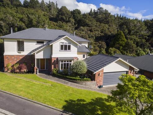 8 Sylvan Way, Silverstream