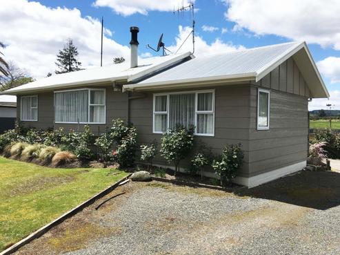 37 Te Herekiekie Street, Turangi