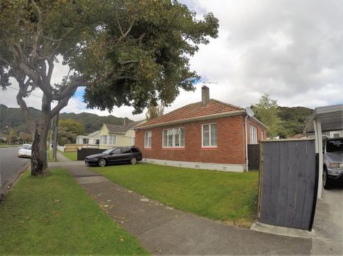 94 Waddington Drive, Naenae