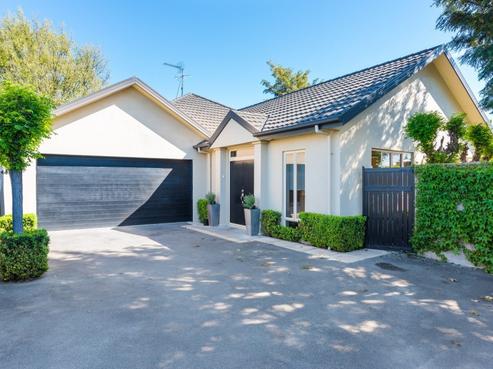 8 Waterlea Green, Mayfield