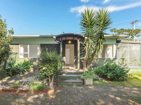 2/28 Verbena Road, Birkdale