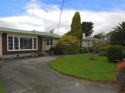 123 High Street, Solway