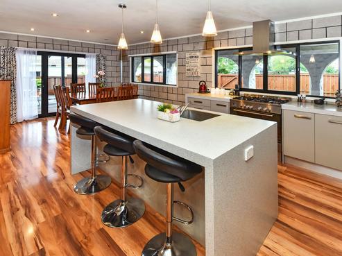 15 Corolu Place, Conifer Grove