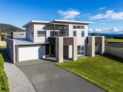 7 Grand Vista Lane, Kinloch