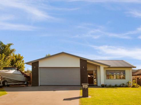5 Waitotara Way, Whitianga