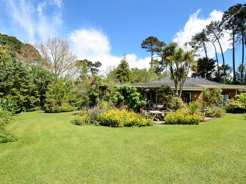25 Barrett Road, Riverhead
