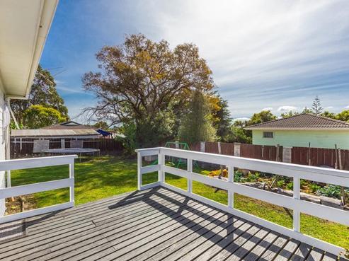 356 Roscommon Road, Clendon Park
