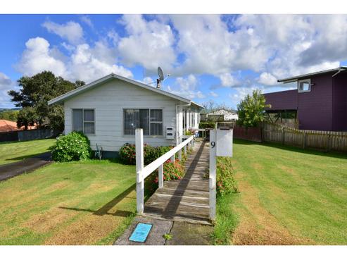 9 Kaipara Crescent, Helensville