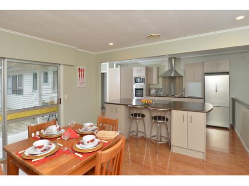 20 Eden Terrace, Kamo