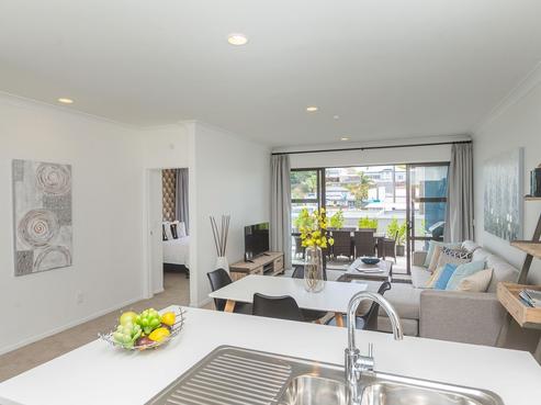 110/3 Morningside Drive, Morningside