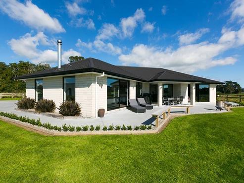 199 Kairau Road East, Waitara