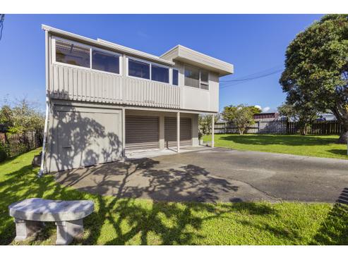 2 Snells Beach Road, Snells Beach