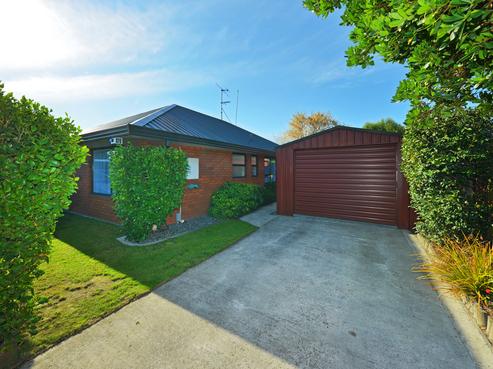 94A Racecourse Road, Sockburn