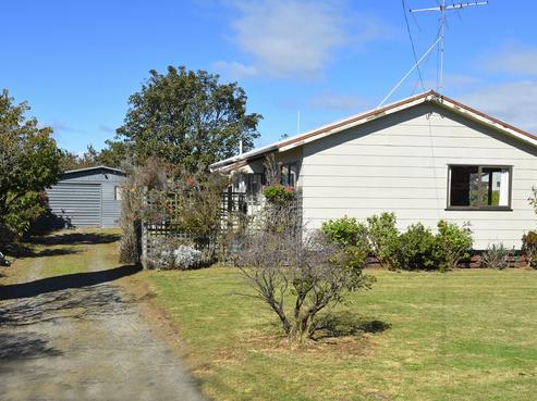 20 Cambridge Road, Martinborough