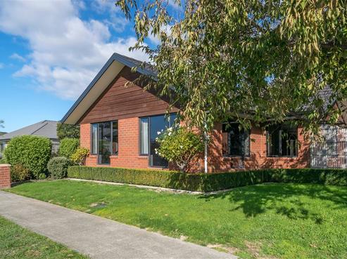 18 Nikau Drive, Redwoodtown