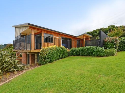 17 Swain Grove, Riverstone Terraces