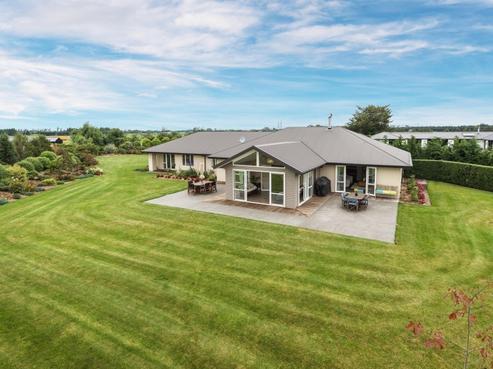 30 Leyland Crescent, Swannanoa