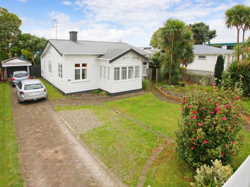 15 Graham Road, Conifer Grove