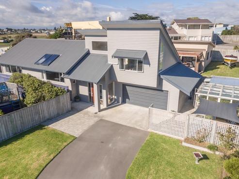 21 Nelson Street, Foxton Beach